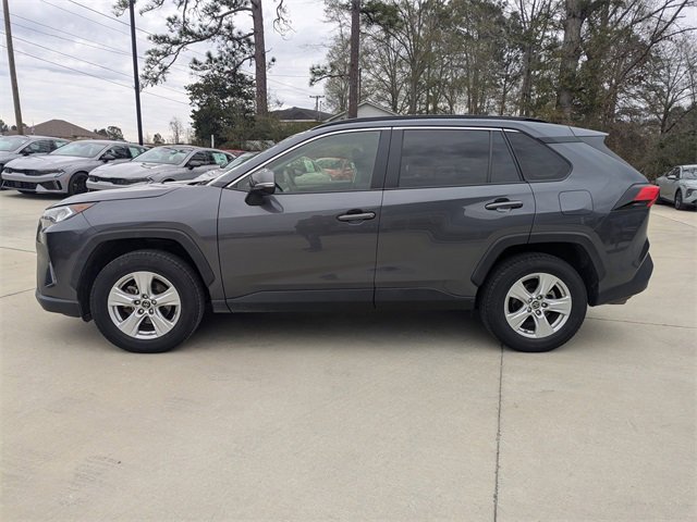 Used 2019 Toyota RAV4 XLE image 6