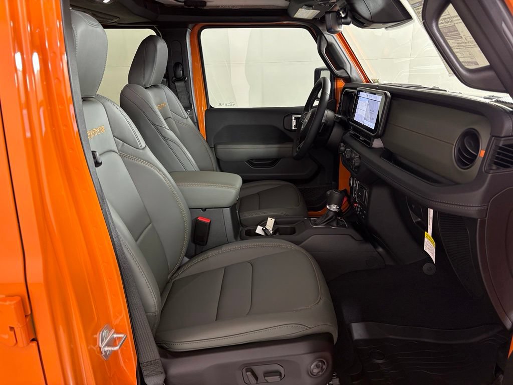 New 2026 Jeep Gladiator Mojave AWD/4WD image 43