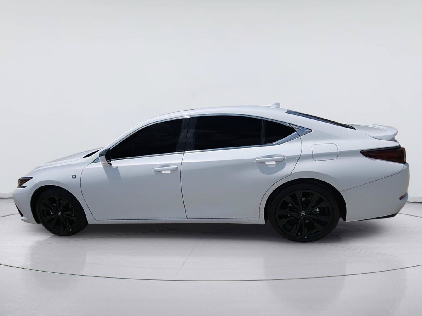 Used 2024 Lexus ES 350 F Sport w/ Accessory Package (Z2) FWD image 6