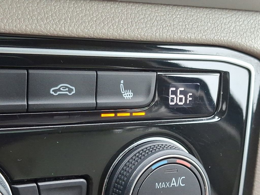 Used 2021 Volkswagen Atlas SEL image 30