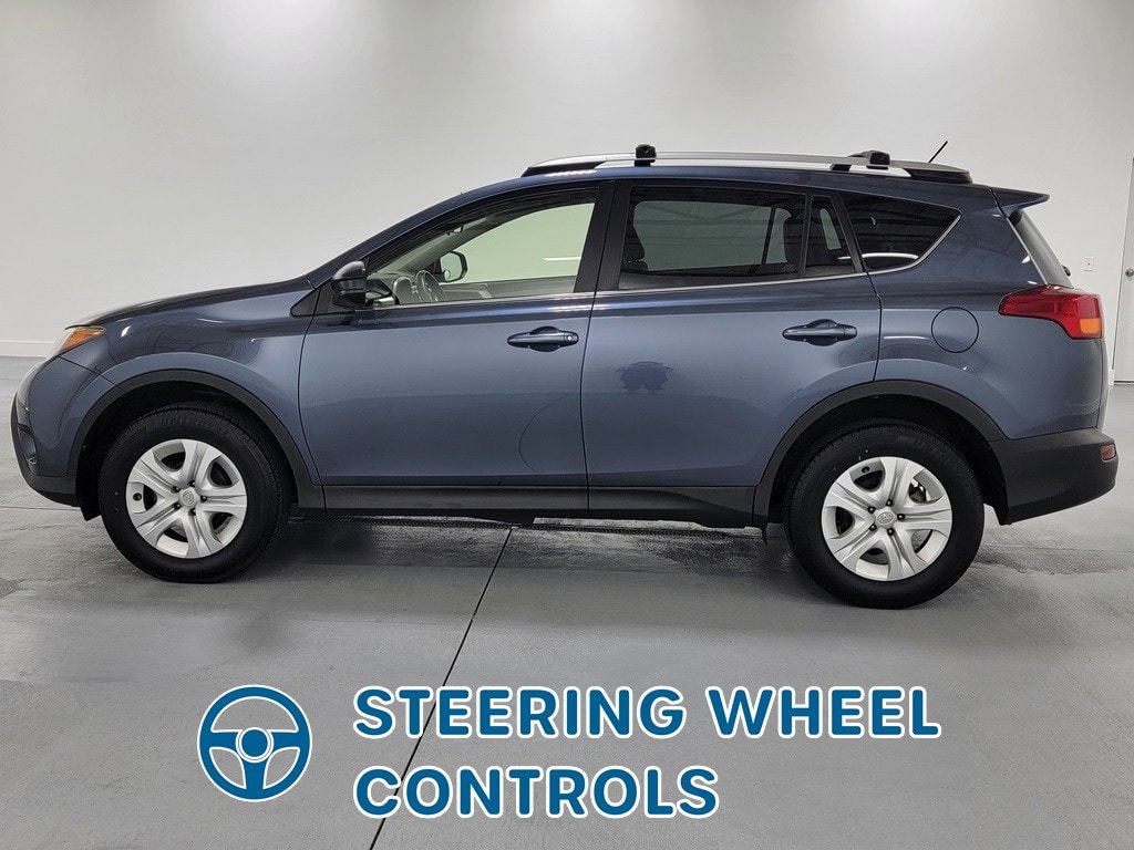 Used 2014 Toyota RAV4 LE FWD image 5