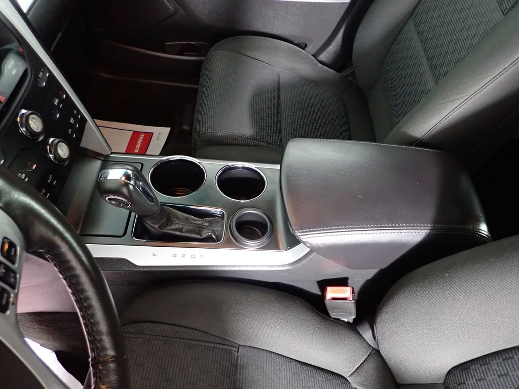 Used 2013 Ford Explorer XLT FWD image 29