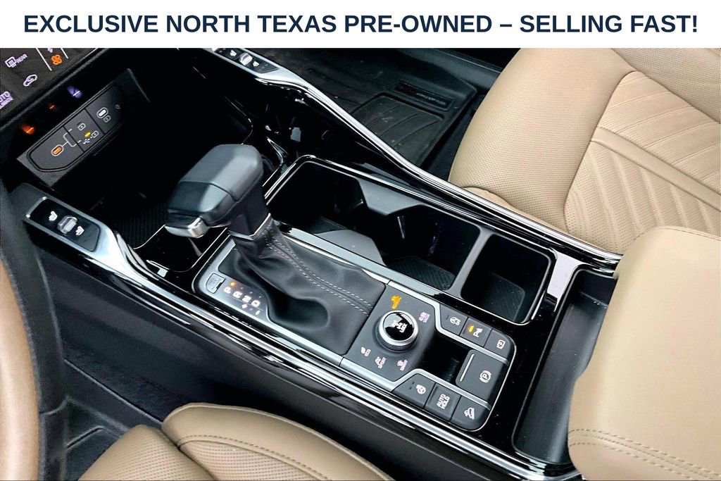 Used 2025 Kia Sorento SX Prestige w/ Olive Brown Leather Package AWD/4WD image 18