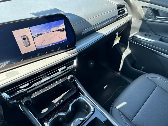 New 2027 Chevrolet Traverse LT w/ Driver Confidence Package AWD/4WD image 54