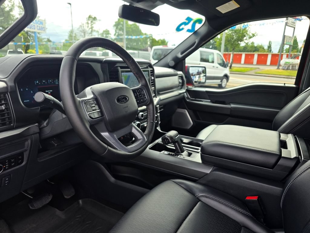 Used 2025 Ford F150 Lariat w/ Equipment Group 502A High AWD/4WD image 10