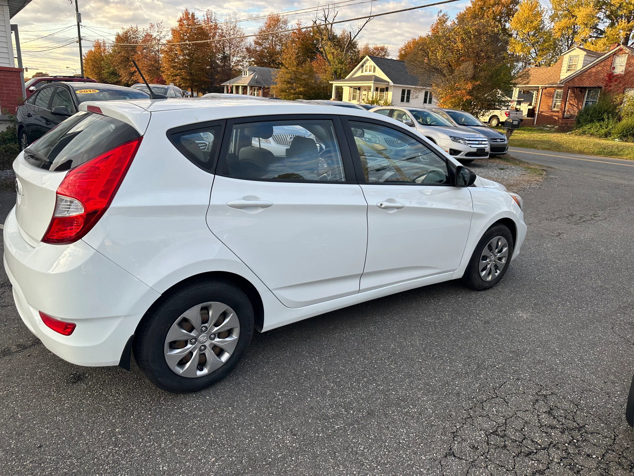 Used 2015 Hyundai Accent GS image 4