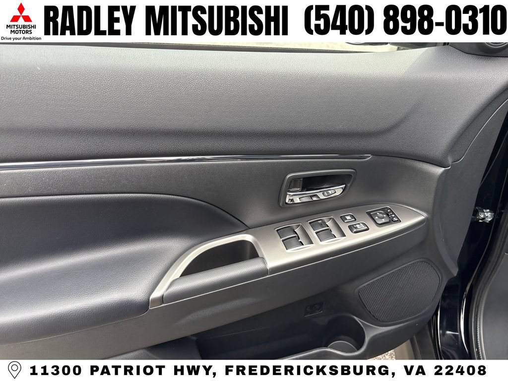 Used 2025 Mitsubishi Outlander Sport AWD image 7