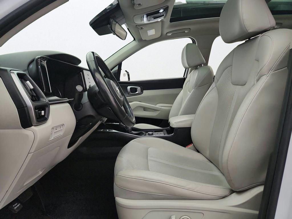Used 2021 Kia Sorento S w/ Panoramic Sunroof Package AWD/4WD image 11