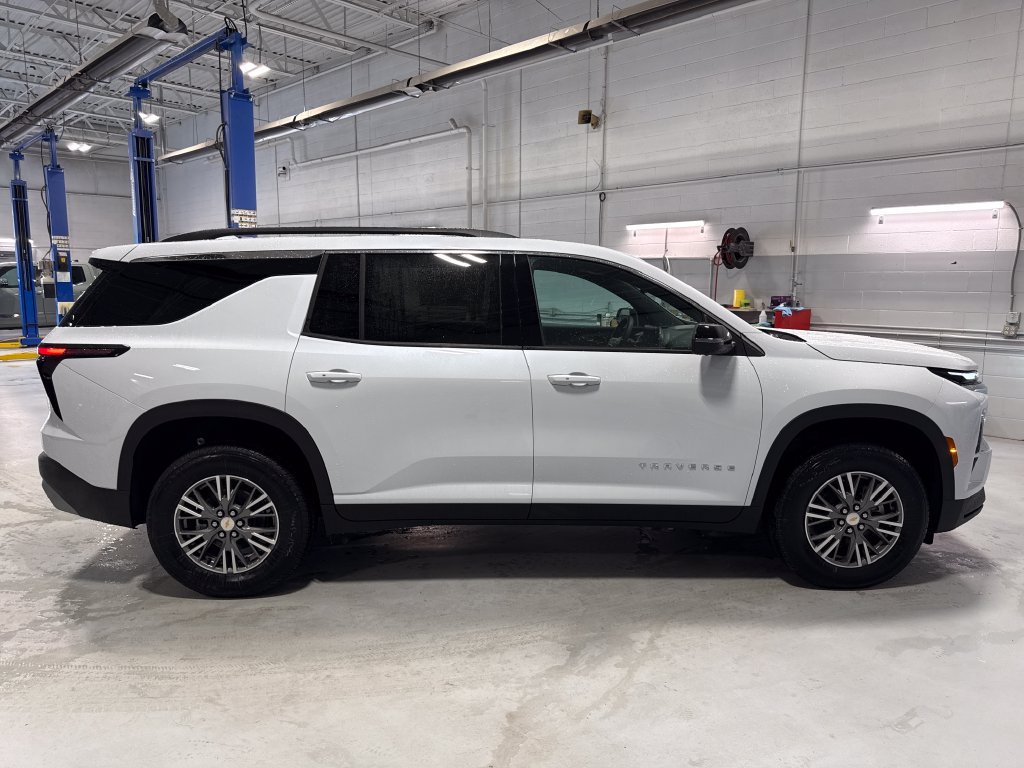 New 2027 Chevrolet Traverse LT w/ Driver Confidence Package FWD image 45