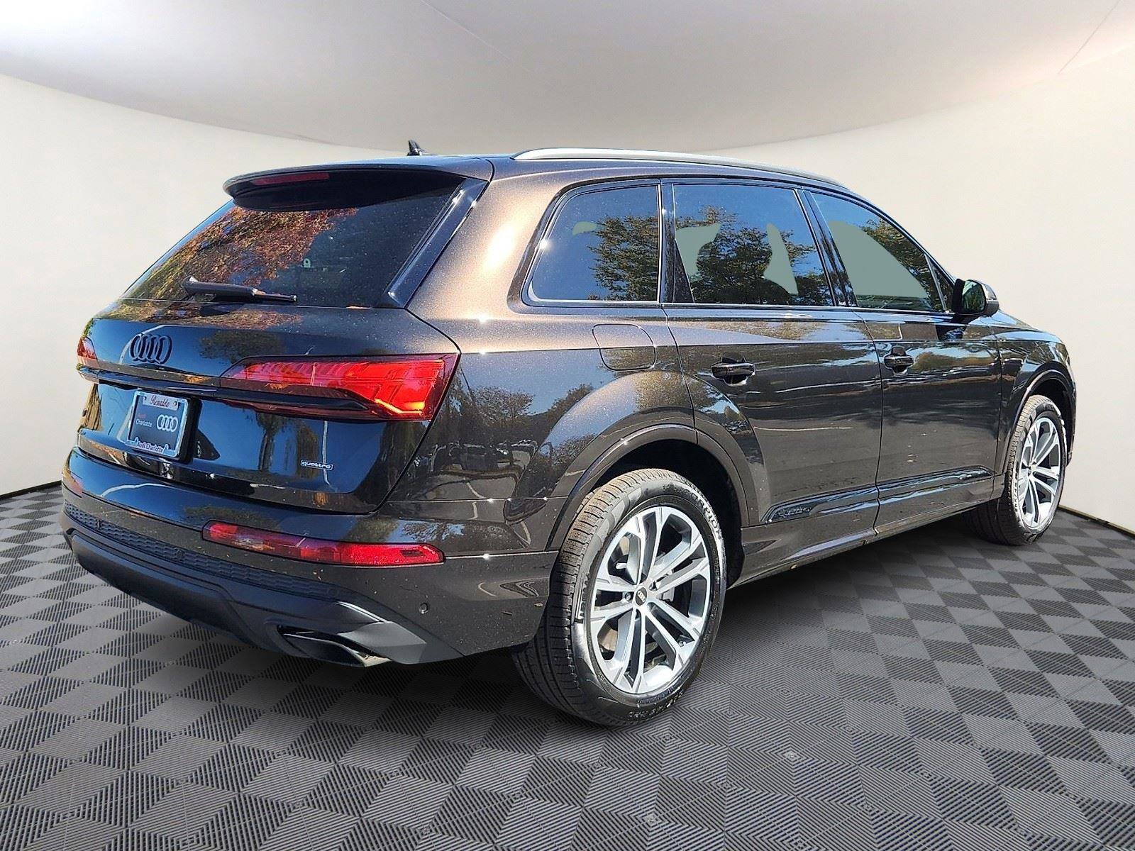 New 2026 Audi Q7 3.0T Premium image 6