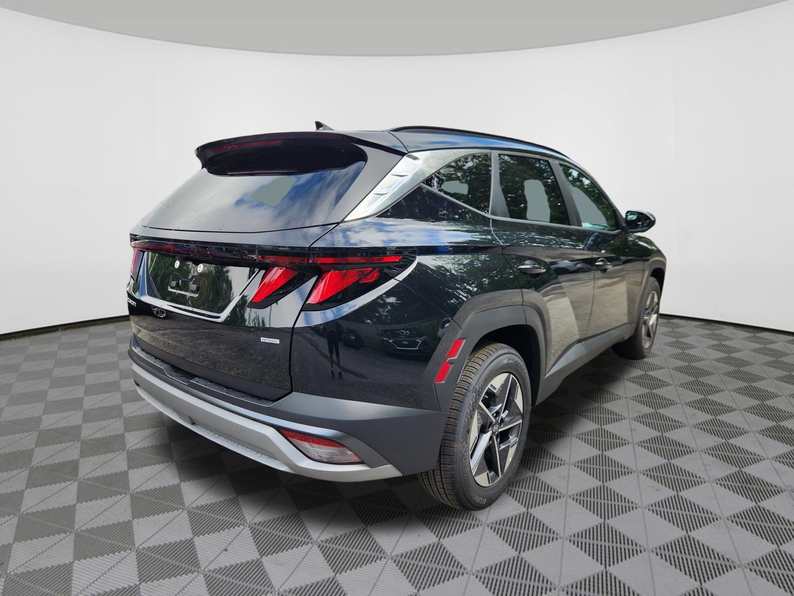 Certified 2026 Hyundai Tucson SEL Plus AWD/4WD image 4