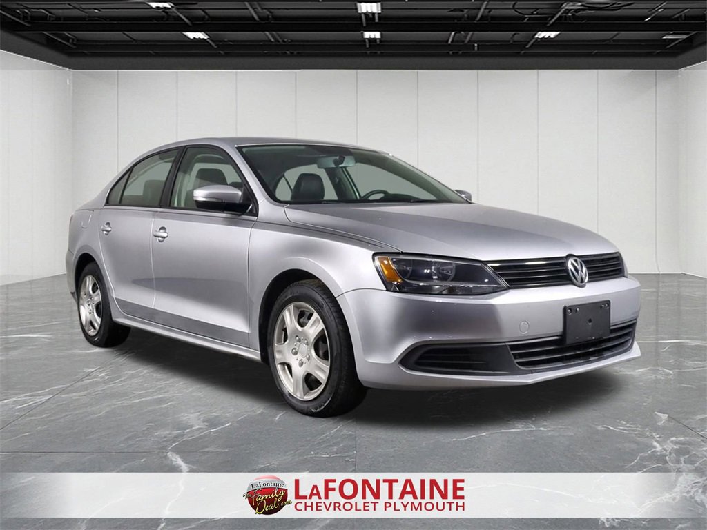 Used 2014 Volkswagen Jetta SE image 2