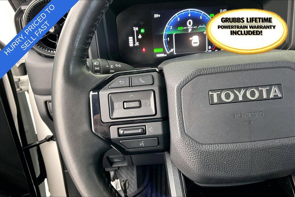 Used 2024 Toyota Land Cruiser 1958 image 27