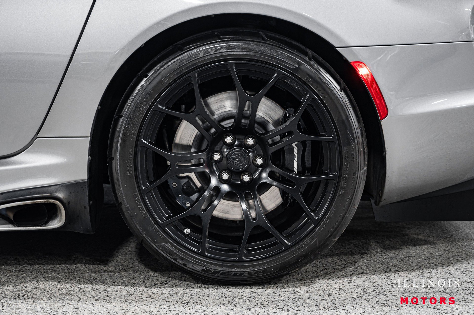 Used 2015 Dodge Viper SRT-10 image 11