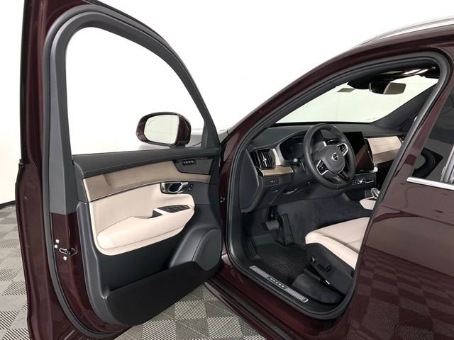 New 2026 Volvo XC90 B6 Plus image 28
