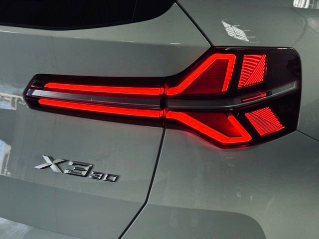 New 2026 BMW X3 xDrive30 w/ Premium Package image 6