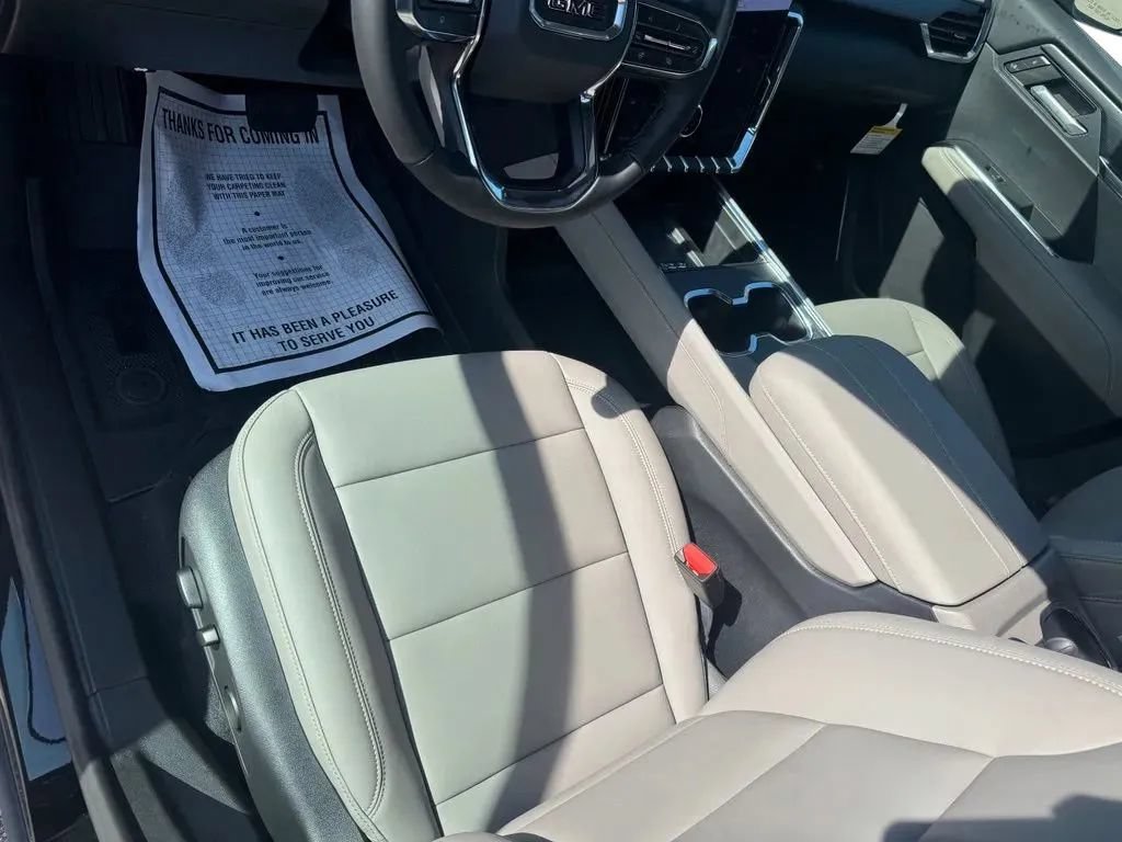 New 2027 GMC Acadia Elevation w/ Elevation Premium Package FWD image 10