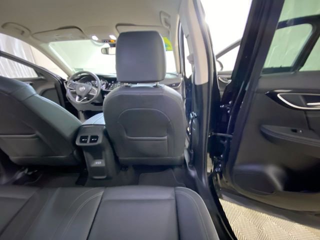 Used 2023 Buick Envision Essence AWD/4WD image 36