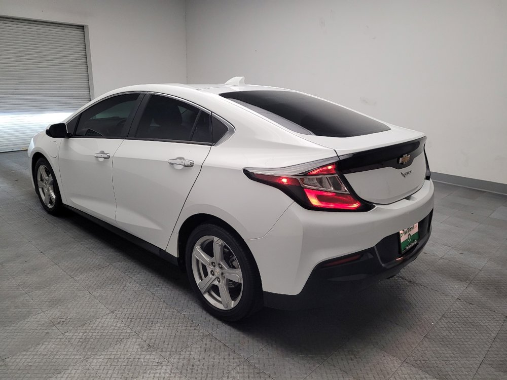 Used 2017 Chevrolet Volt LT w/ Comfort Package image 5