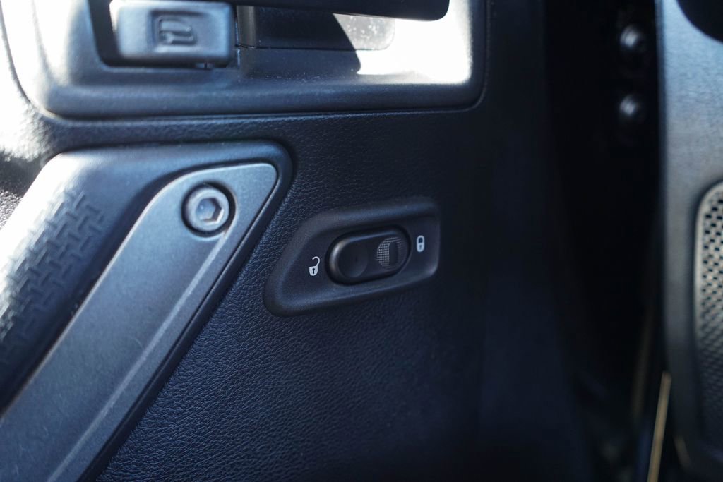 Used 2015 Jeep Wrangler Unlimited Sport w/ Quick Order Package 24S image 30