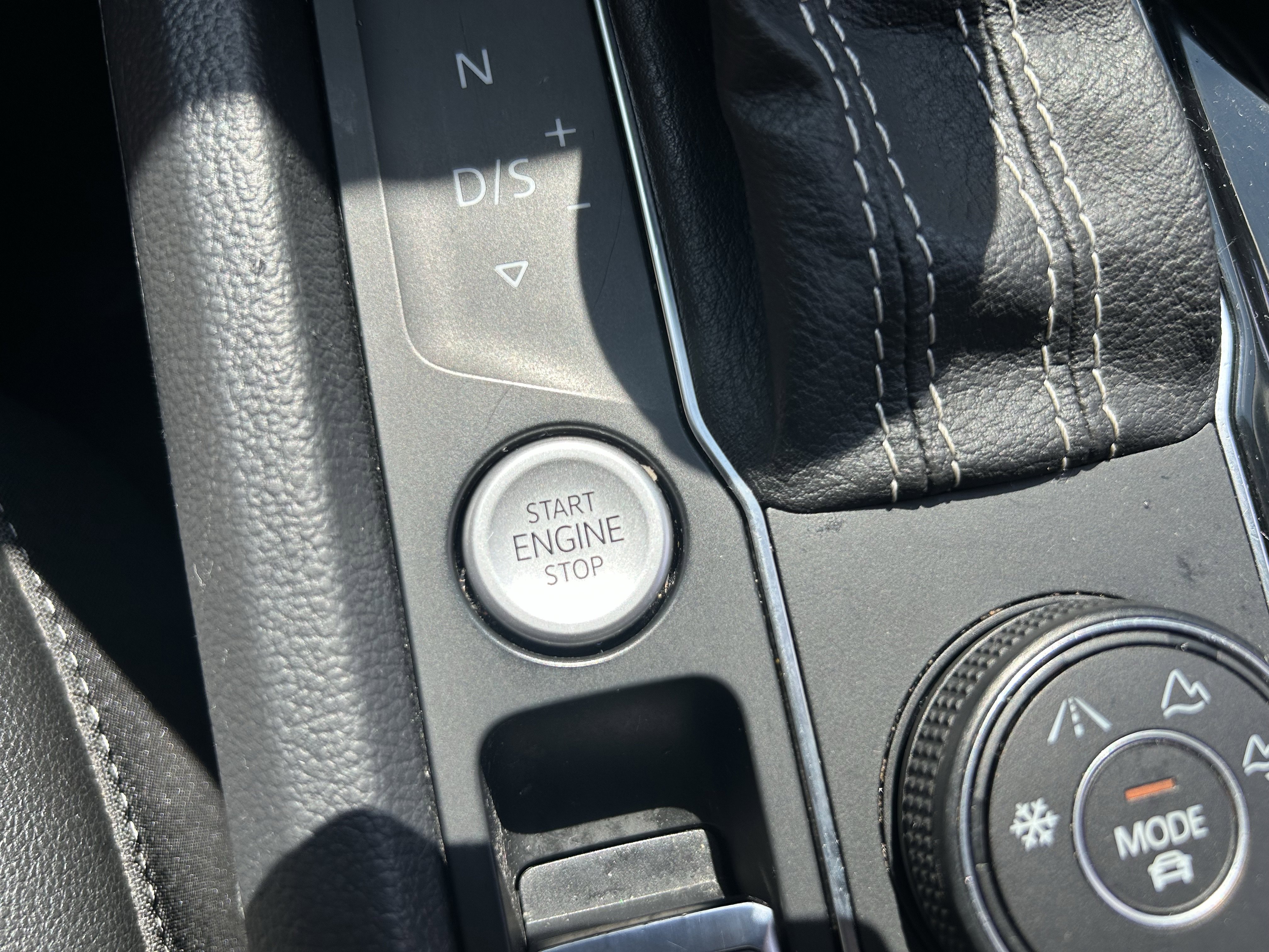 Certified 2022 Volkswagen Atlas SE AWD/4WD image 17