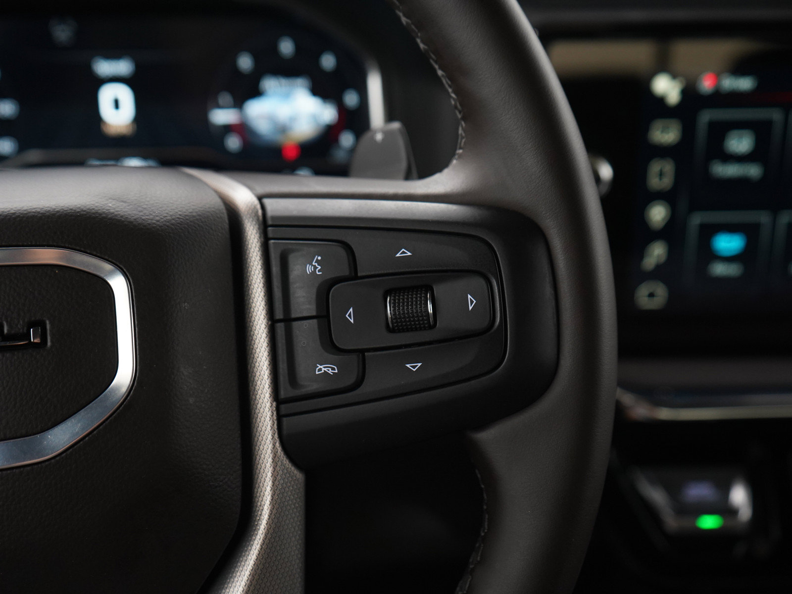 Used 2025 GMC Sierra 1500 Denali w/ Denali Reserve Package AWD/4WD image 26