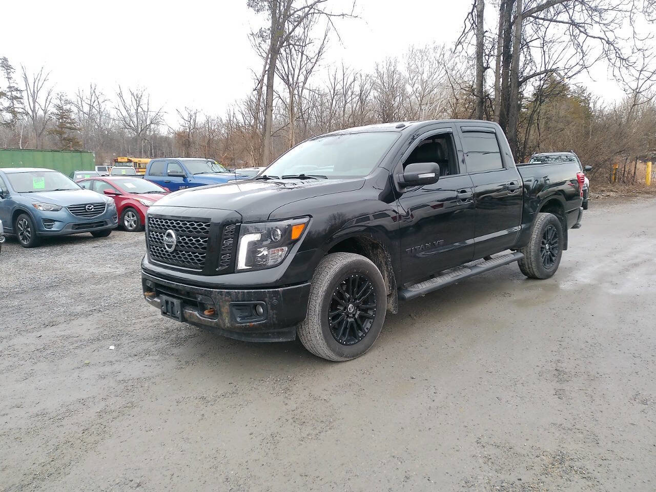 Used 2018 Nissan Titan SL w/ Midnight Edition image 3