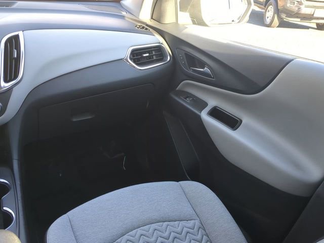 Used 2023 Chevrolet Equinox LS w/ LS Convenience Package image 16