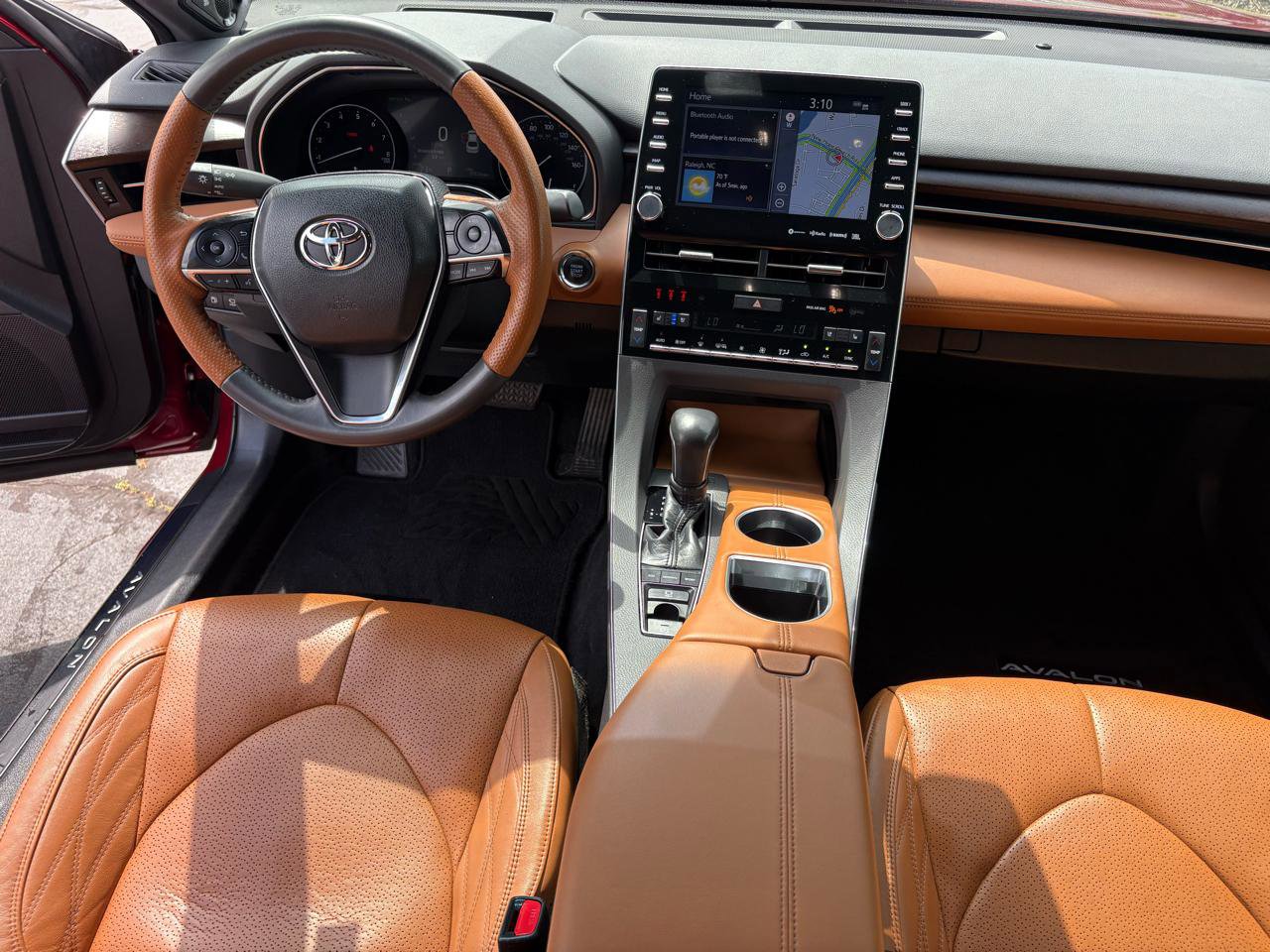 Used 2019 Toyota Avalon Limited w/ Advanced Safety Package FWD image 14
