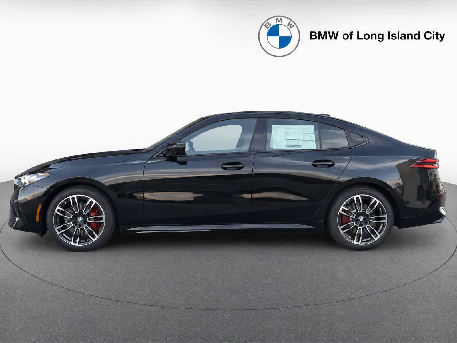 New 2027 BMW 530i xDrive w/ M Sport Package AWD/4WD image 4