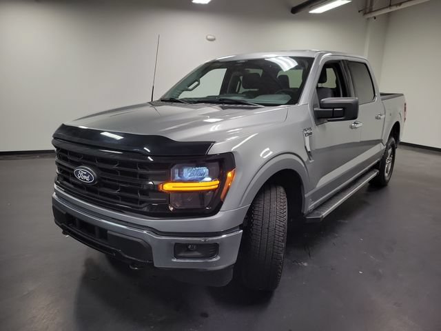 Used 2025 Ford F150 XLT w/ Equipment Group 301A Standard AWD/4WD image 3