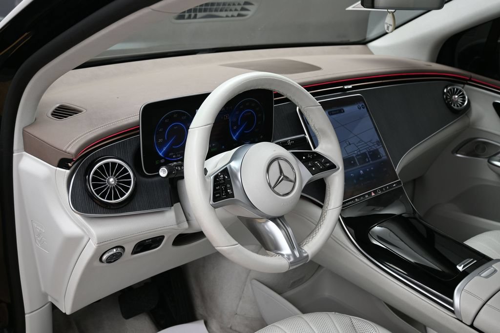 Used 2023 Mercedes-Benz EQE 500 4MATIC SUV image 19