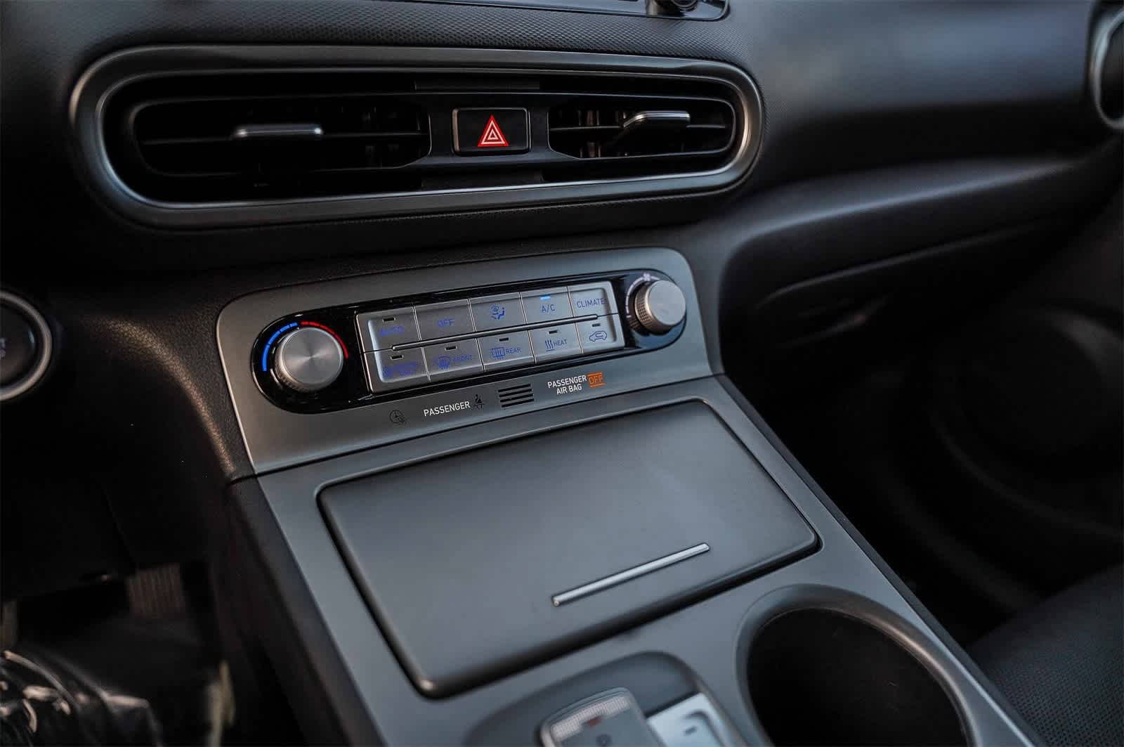 Certified 2022 Hyundai Kona Limited image 23