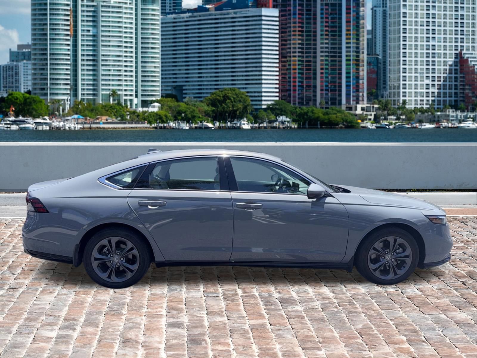 Certified 2025 Honda Accord EX-L image 5