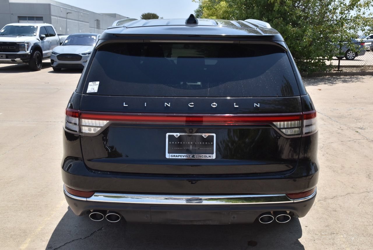 Certified 2026 Lincoln Aviator Reserve AWD/4WD image 6
