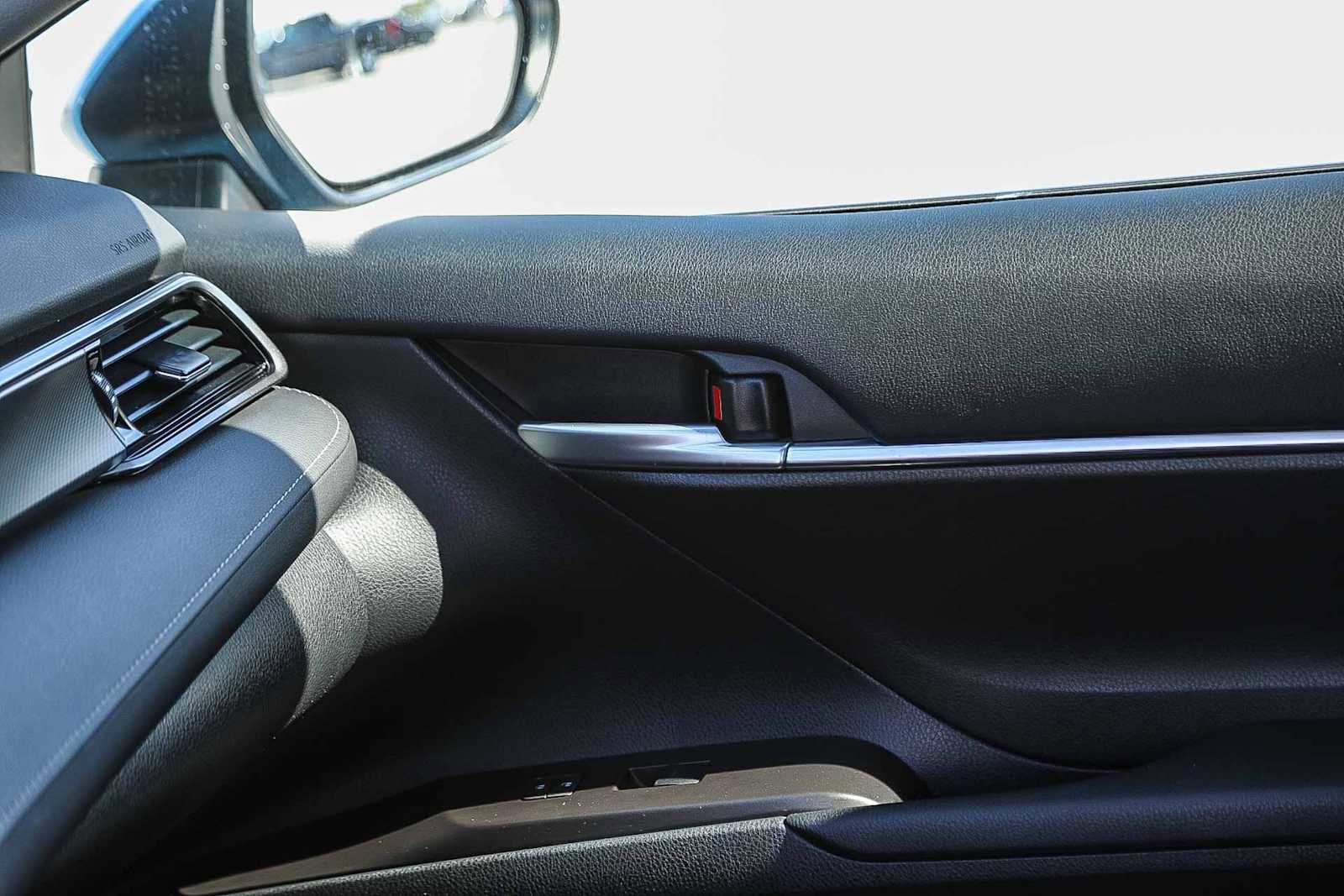 Certified 2024 Toyota Camry SE w/ Convenience Package image 22