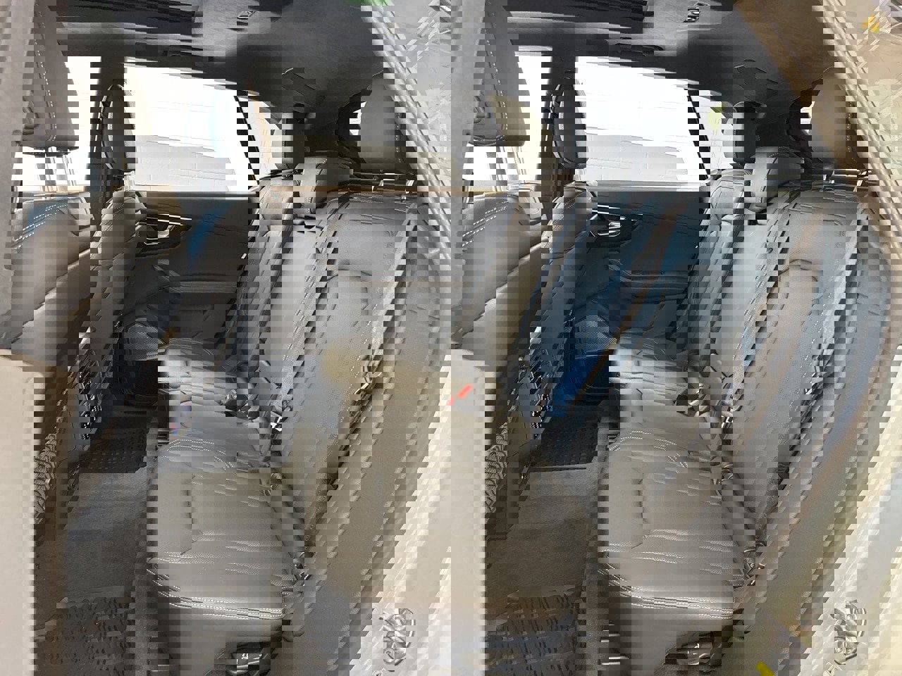 New 2025 Audi Q8 Prestige image 40