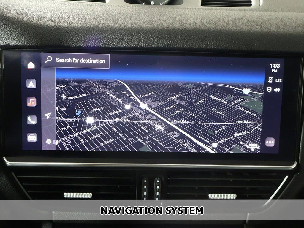 Used 2023 Porsche Cayenne Platinum Edition w/ Premium Package Plus image 3