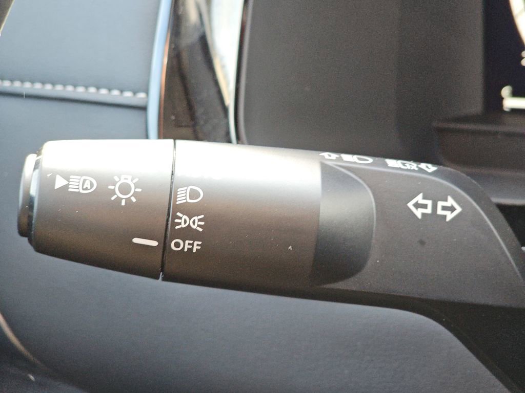 New 2026 Nissan Pathfinder Platinum image 29