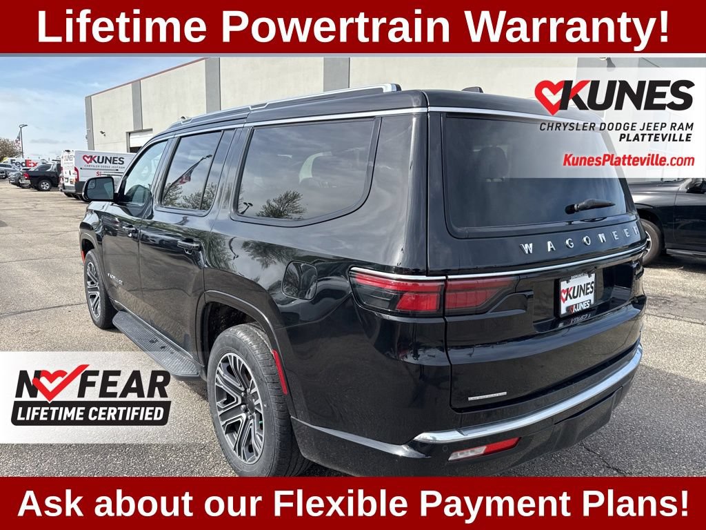 Used 2023 Jeep Wagoneer Series II AWD/4WD image 8