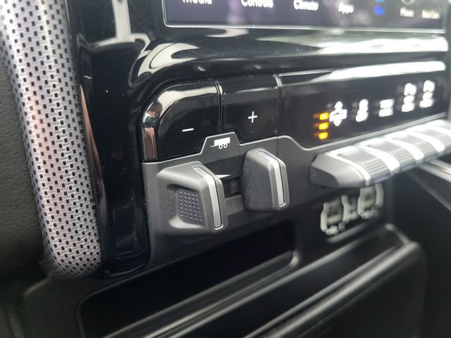 Used 2020 RAM 1500 Limited w/ Advanced Safety Group image 22