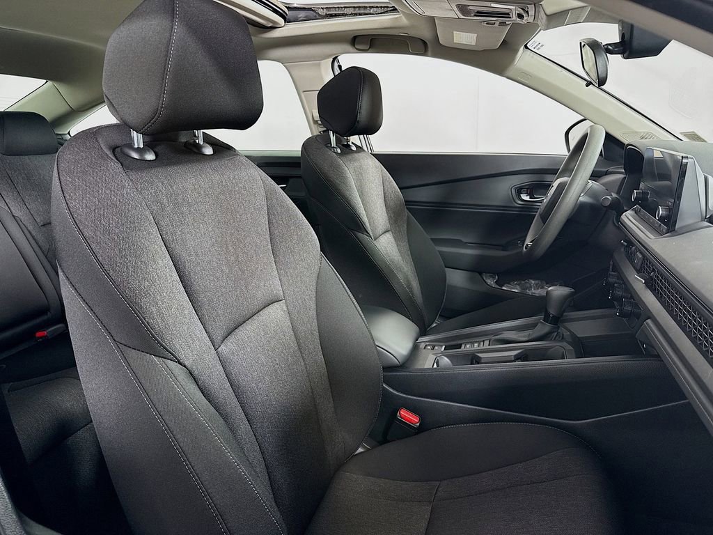 Certified 2023 Honda Accord EX image 36