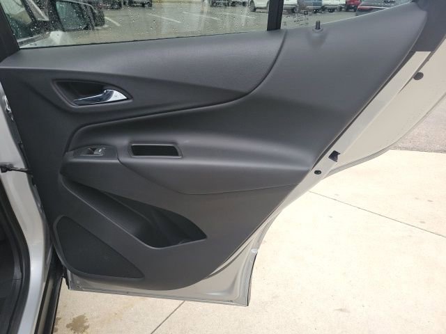 Used 2020 Chevrolet Equinox LT w/ Driver Convenience Package image 21