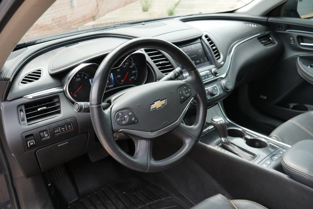 Used 2017 Chevrolet Impala Premier w/ Enhanced Convenience Package FWD image 20