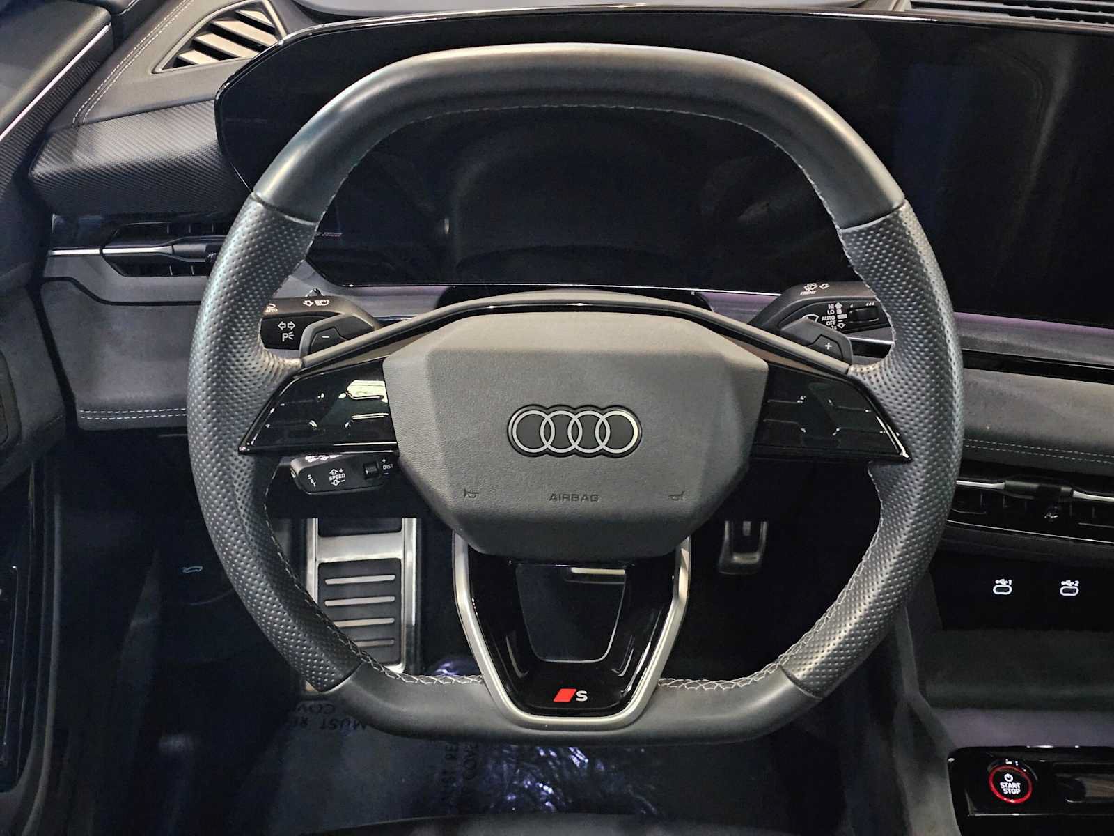 Used 2025 Audi SQ6 e-tron Prestige AWD/4WD image 20