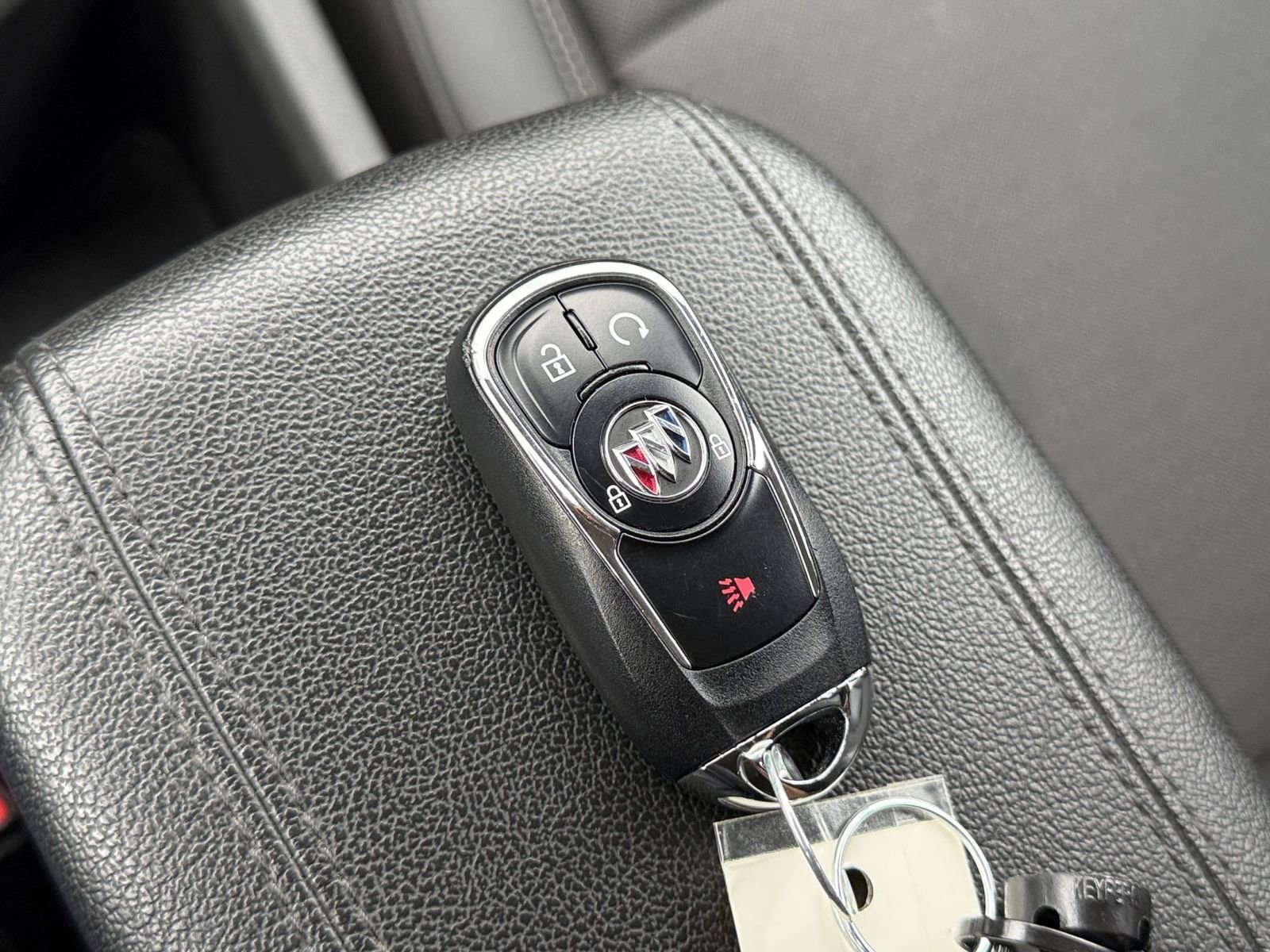 Used 2025 Buick Encore GX Preferred FWD image 21