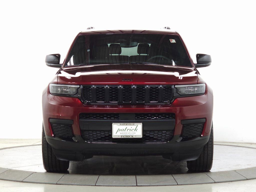 Used 2024 Jeep Grand Cherokee L Altitude AWD/4WD image 12