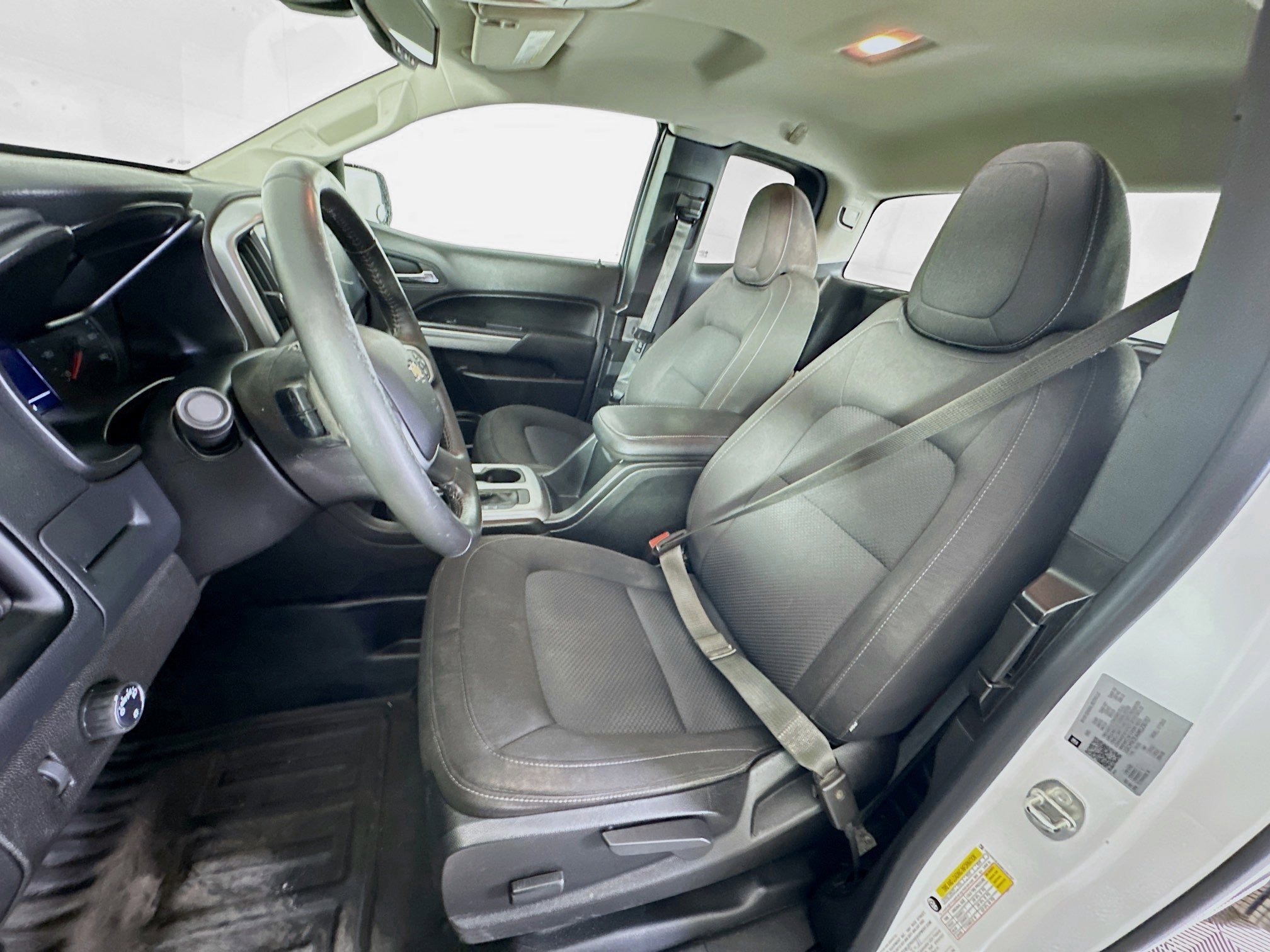 Used 2021 Chevrolet Colorado LT w/ Fleet Safety Package image 13