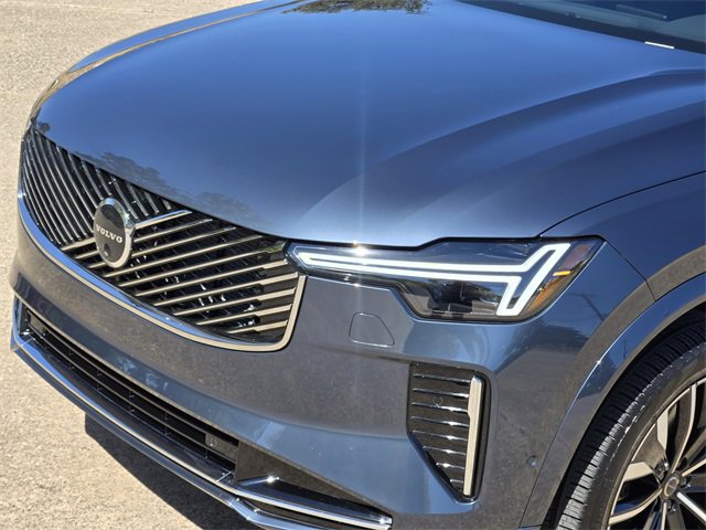 Certified 2025 Volvo XC90 T8 Plus w/ Protection Package Premier image 14