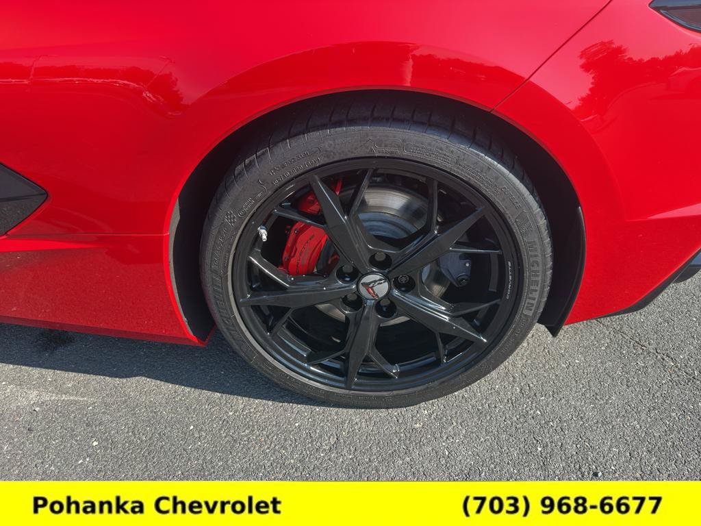 Used 2022 Chevrolet Corvette Stingray Premium Conv w/ Z51 Performance Package RWD image 23